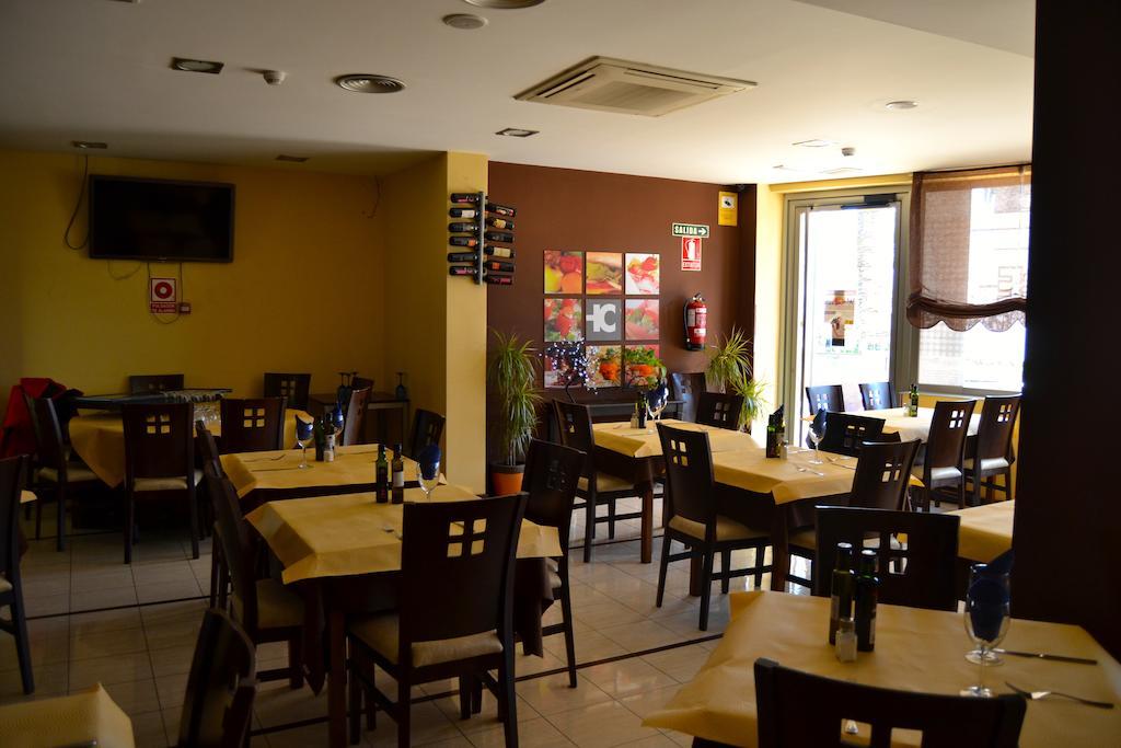 Hotel El Cruce Moraleda Moraleda De Zafayona ภายนอก รูปภาพ
