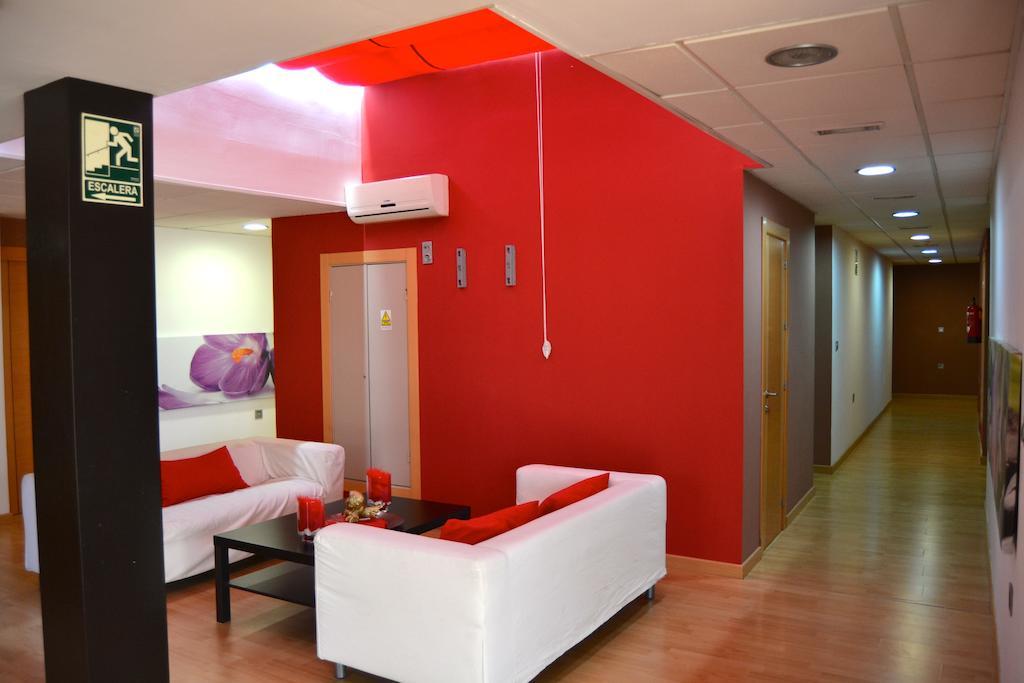 Hotel El Cruce Moraleda Moraleda De Zafayona ภายนอก รูปภาพ